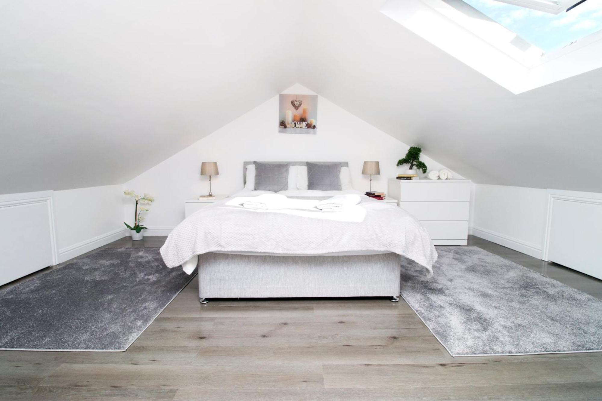 Modern Guesthouse, Fast Wi-Fi, Street Free Parking, Central, Fully Equipped Cardiff Esterno foto