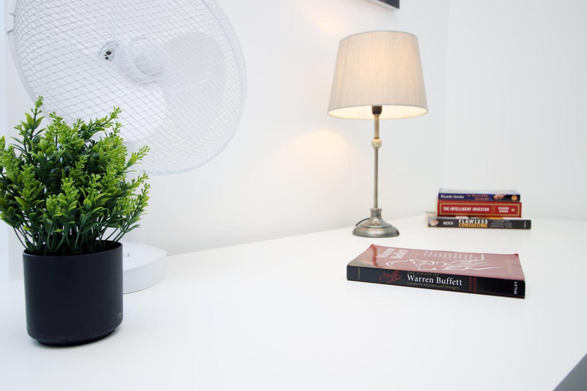 Modern Guesthouse, Fast Wi-Fi, Street Free Parking, Central, Fully Equipped Cardiff Esterno foto